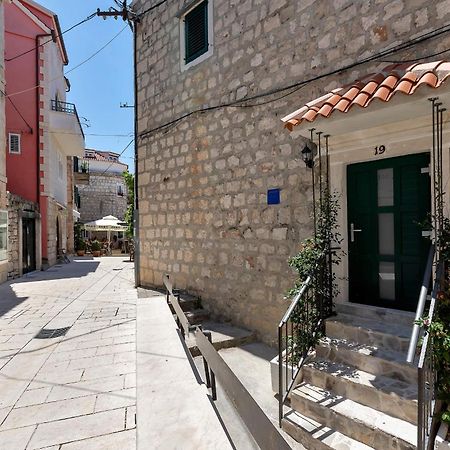 Luxury Rooms Palace B&B Makarska Exteriör bild