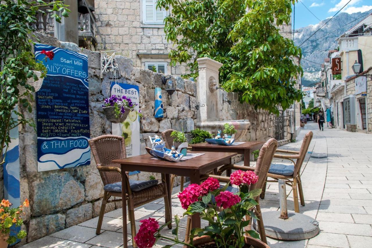 Luxury Rooms Palace B&B Makarska Exteriör bild