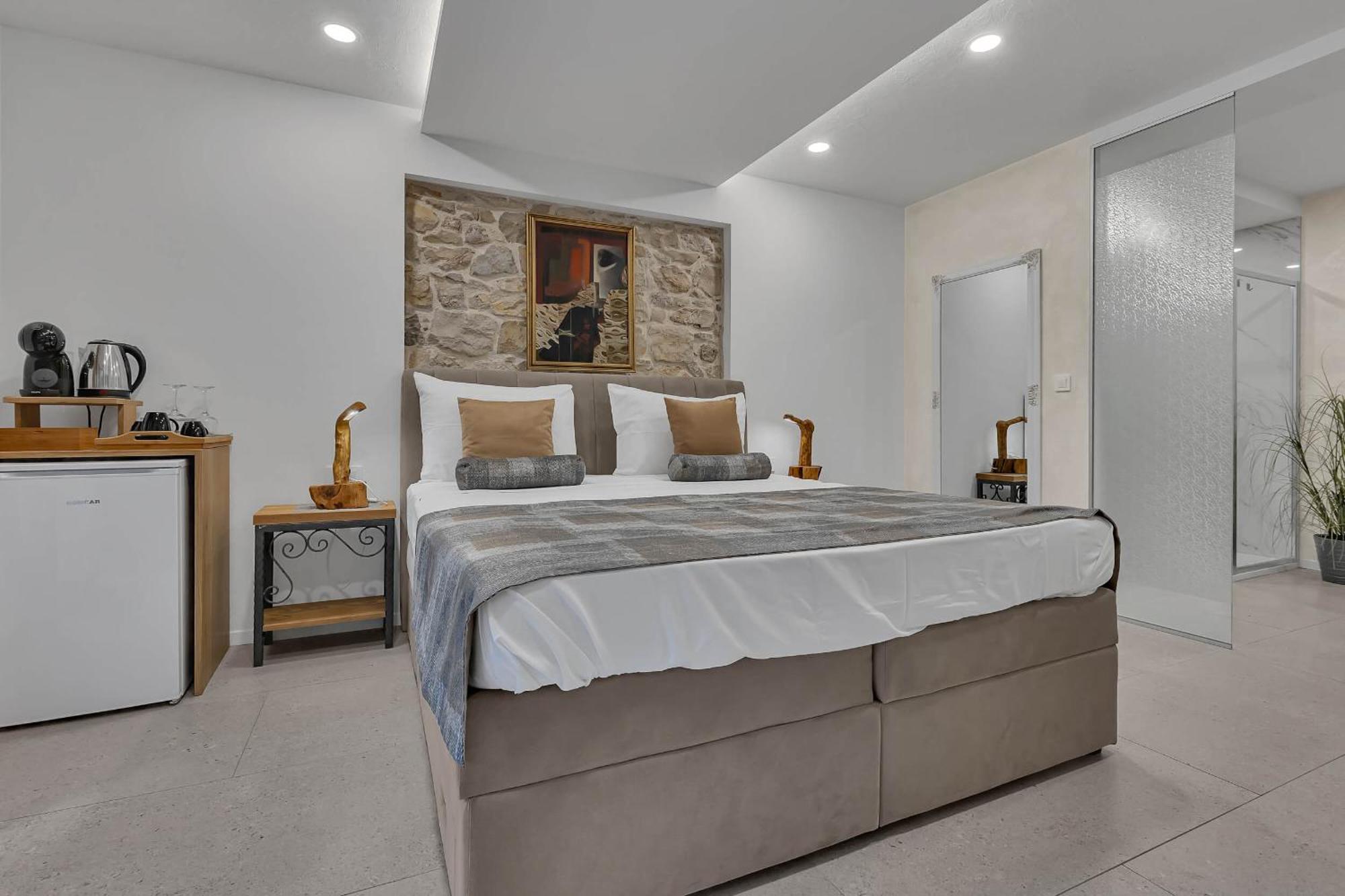 Luxury Rooms Palace B&B Makarska Exteriör bild