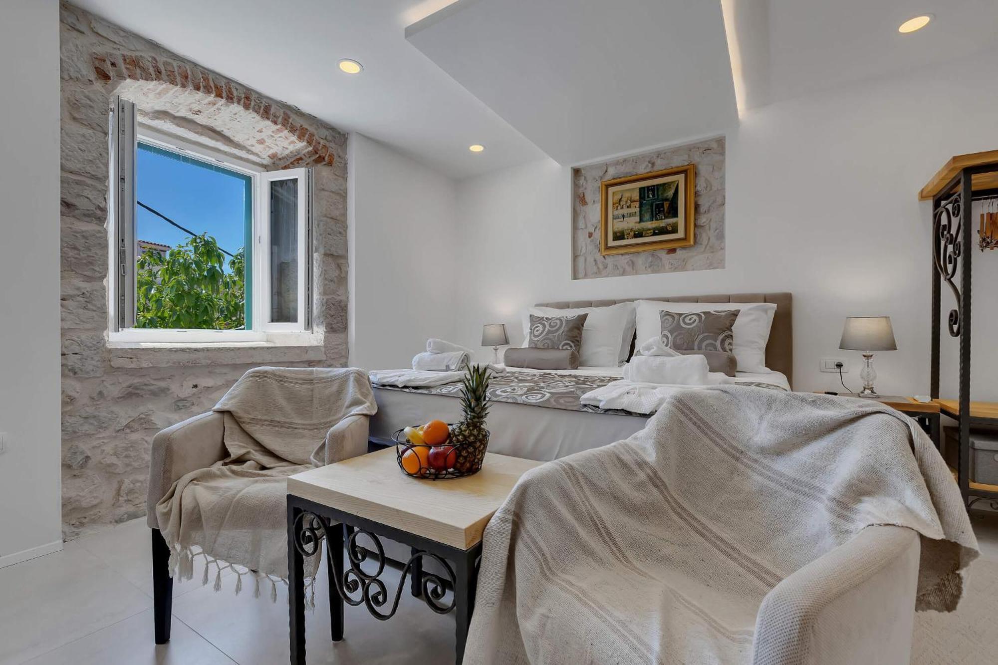 Luxury Rooms Palace B&B Makarska Exteriör bild