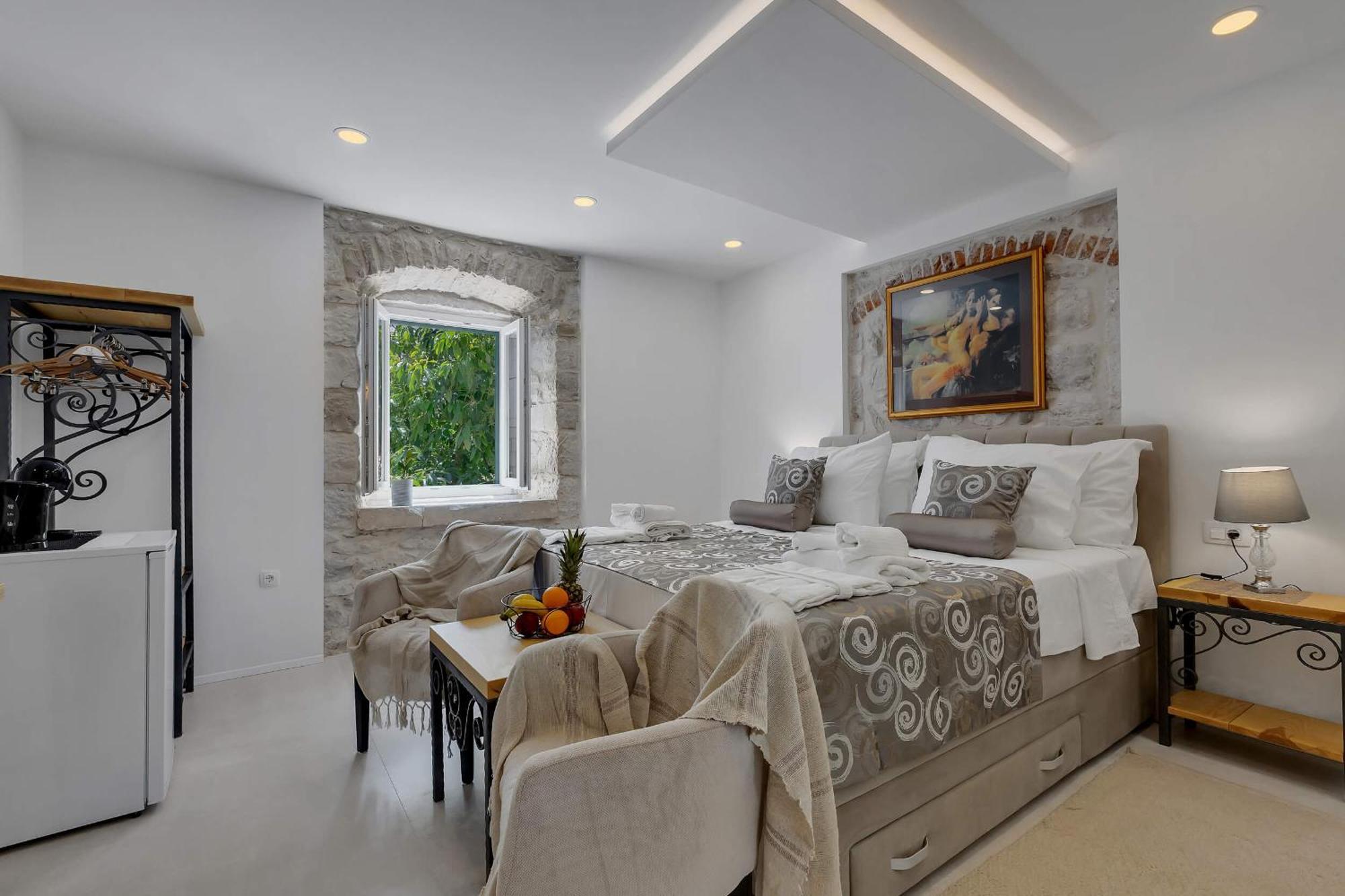 Luxury Rooms Palace B&B Makarska Exteriör bild